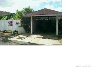 2279 Makanani Dr, Honolulu, HI 96817