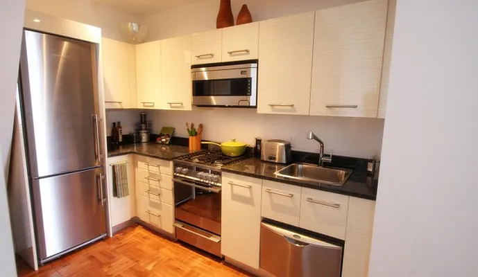 Rented by Metro Loft Management | media 5