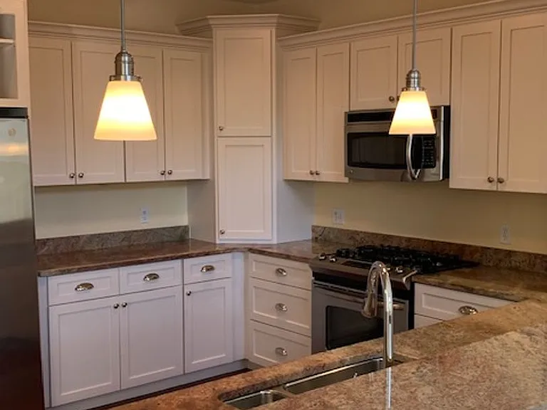 22 White Oaks Ln — Photo 2