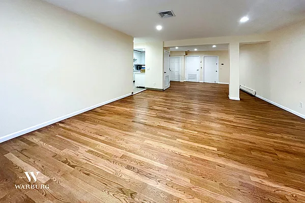 Rented by Warburg | media 3