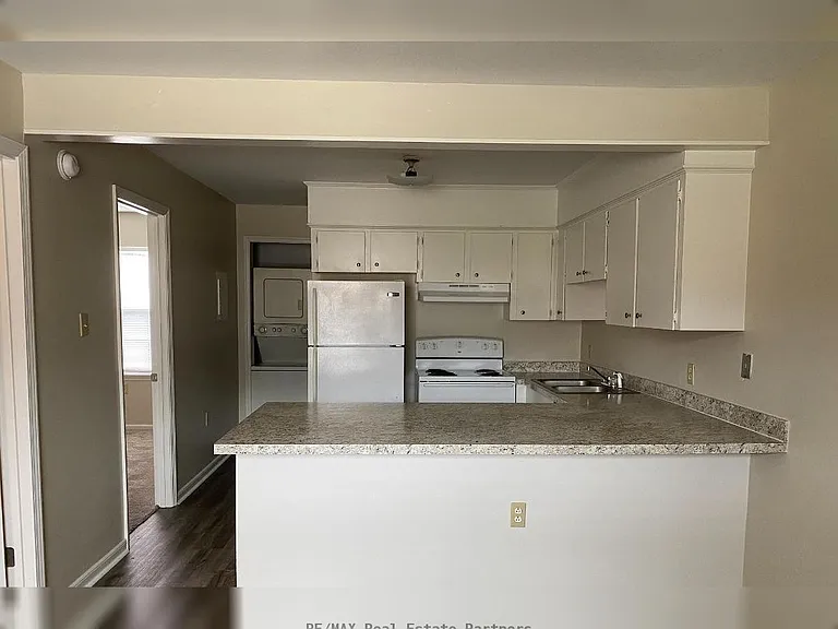 404 N 40th Ave #A3 — Photo 4
