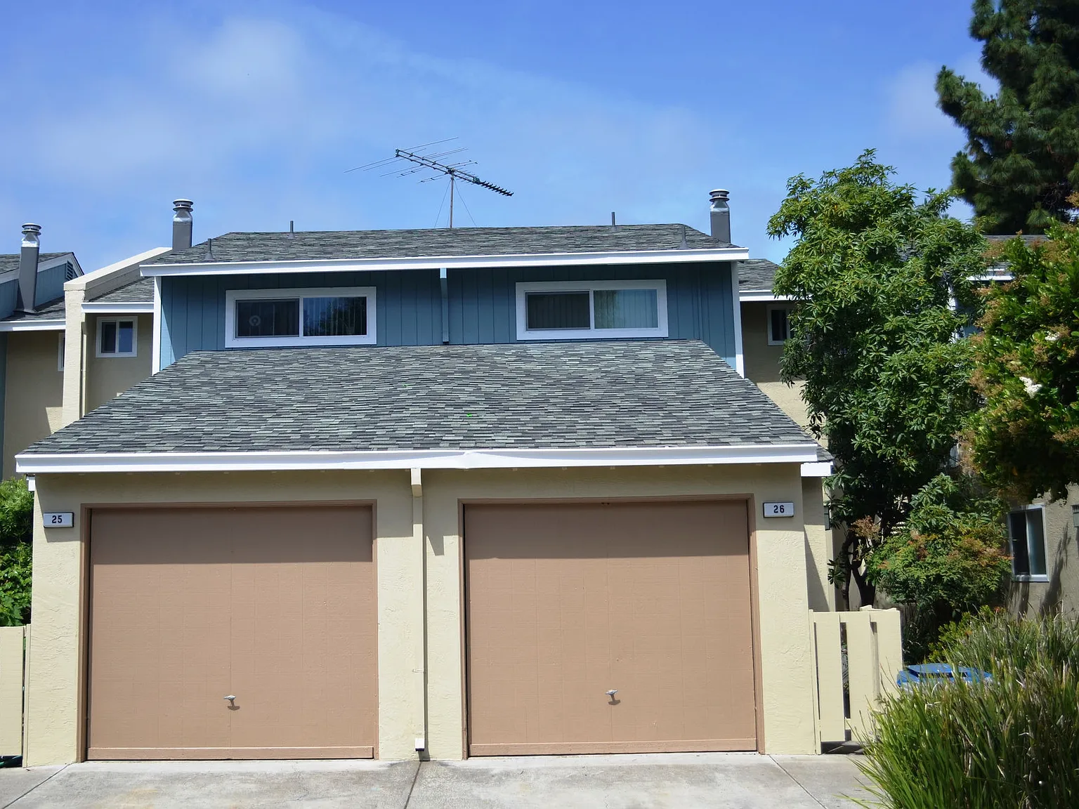 Roberts Lane — Photo 4