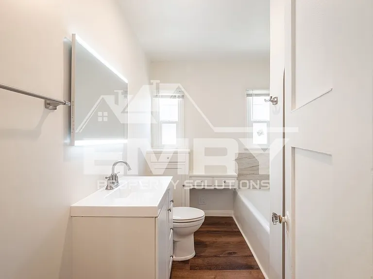 8930 S Hobart Blvd — Photo 13