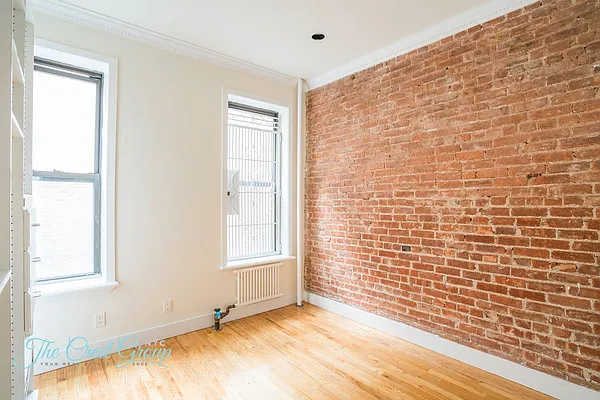 Rented by The Crest Group | media 11