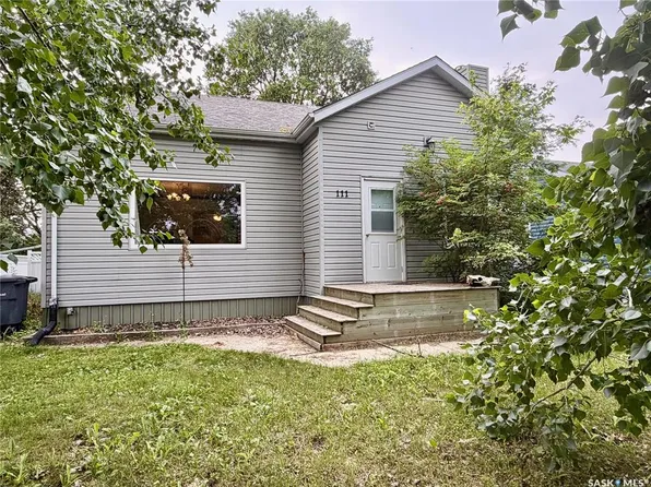 111 1st STREET W, Carrot River, SK S0E 0L0