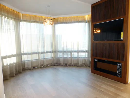 Rented by Barlavi Inc. | media 27