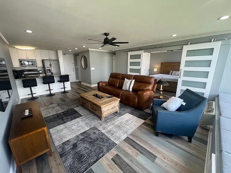 801 Matson Pl #1201 — Photo 3
