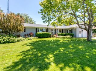 N1552 Hillside Rd, Lake Geneva, WI 53147