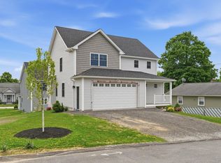 7 Buker St, Nashua, NH 03064