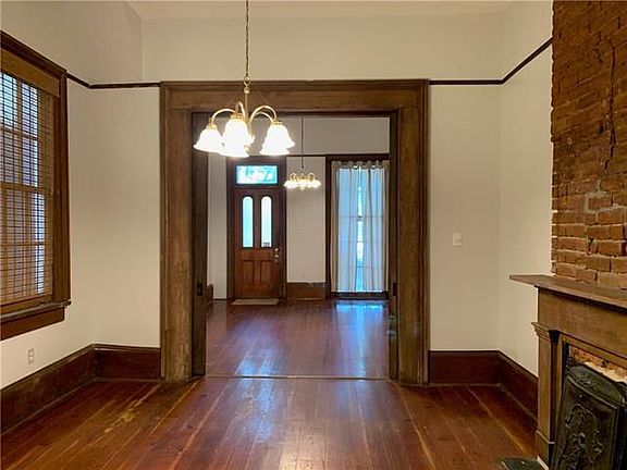 3rd image of 1020 Louisiana Ave