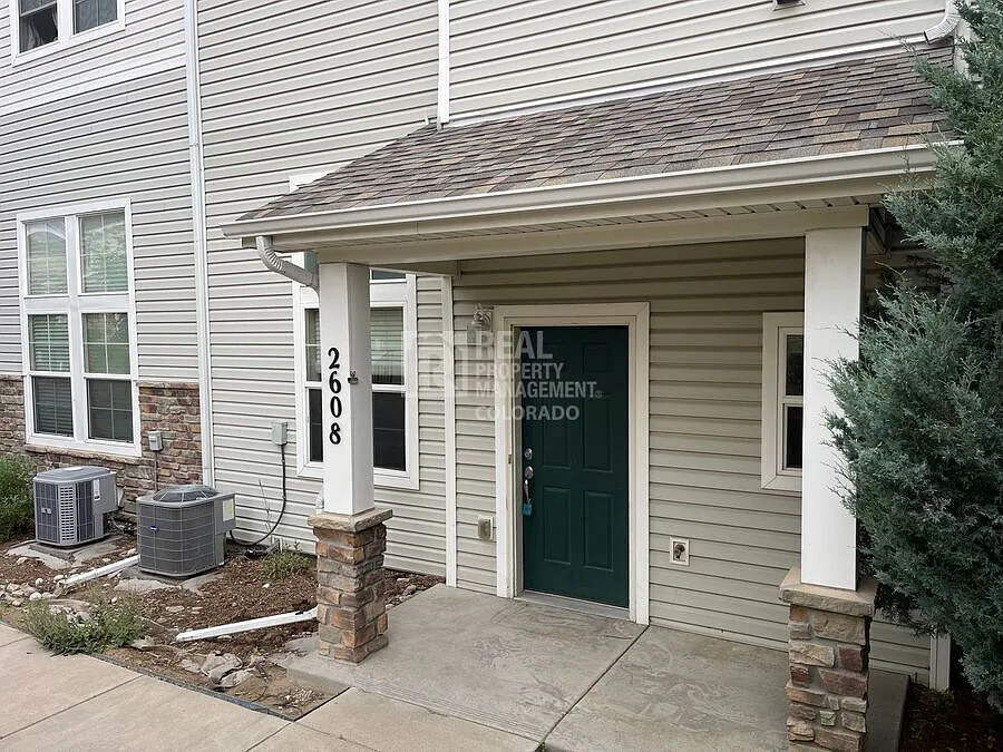 2608 Stonecrop Ridge Grv