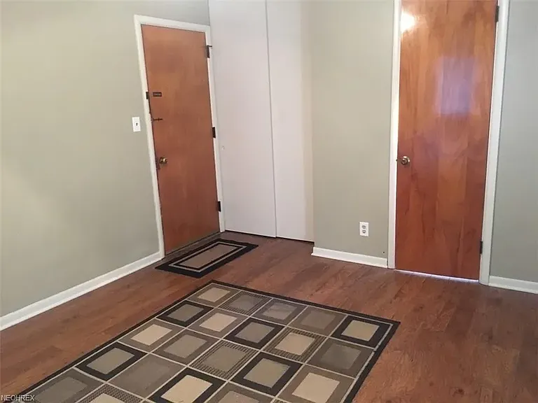 528 Bowman Dr — Photo 5