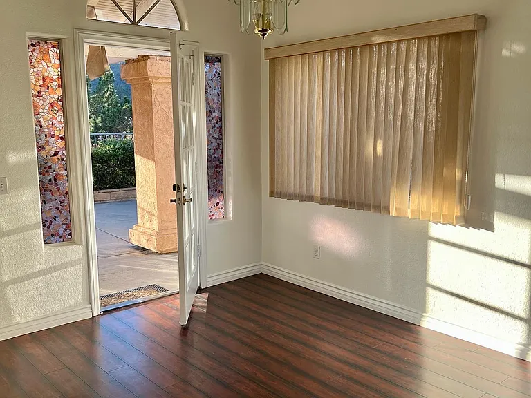 1797 Larkhaven Gln — Photo 7