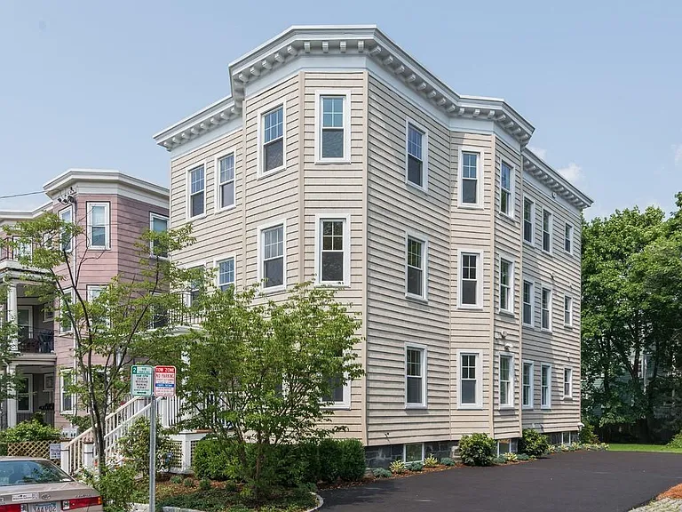 17 Standish St #1 — Photo 19