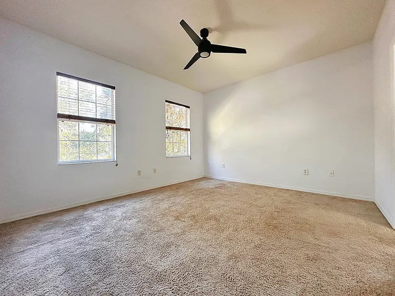 13809 Amelia Pond Dr — Photo 16