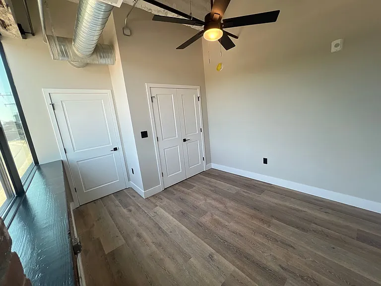 119 E Princess Anne Rd — Photo 146