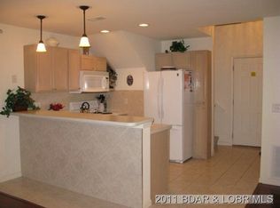 575 Park Place Dr #4B, Kaiser, MO 65047
