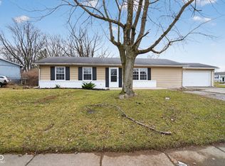 10013 Ridgefield Dr, Indianapolis, IN 46235