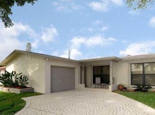 11621 NW 31st St, Sunrise, FL 33323