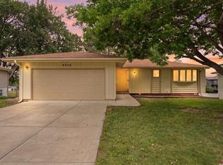 4508 Hallcliffe Rd, Lincoln, NE 68516