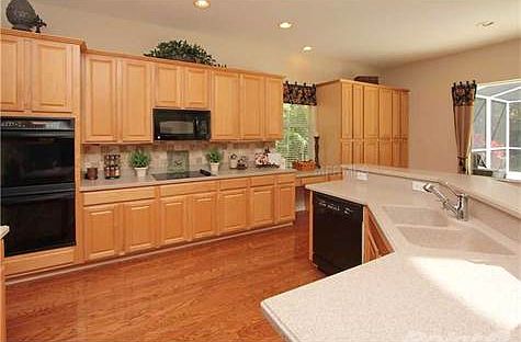 4th image of 11413 Minaret Dr