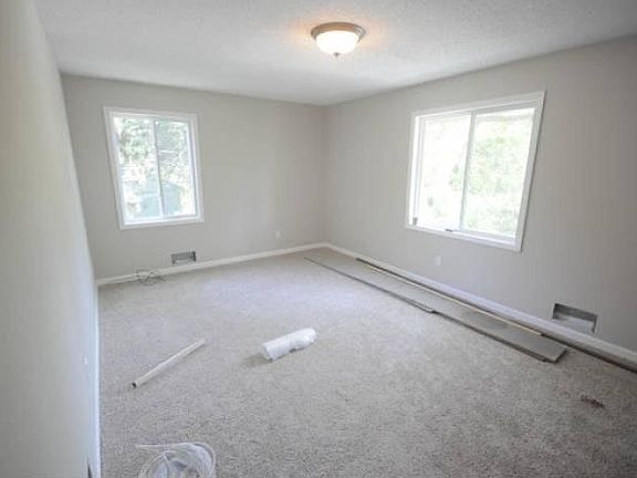 br 1 IN CONSTRUCTION