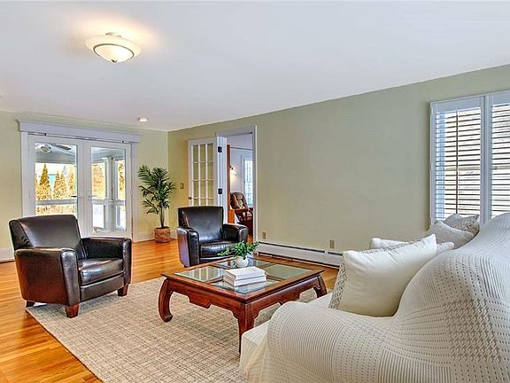 4th image of 11 Elton Rd