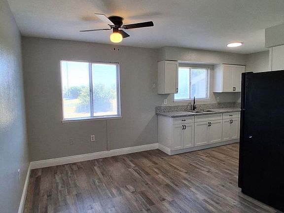 3rd image of 1452 S College Ave APT 104