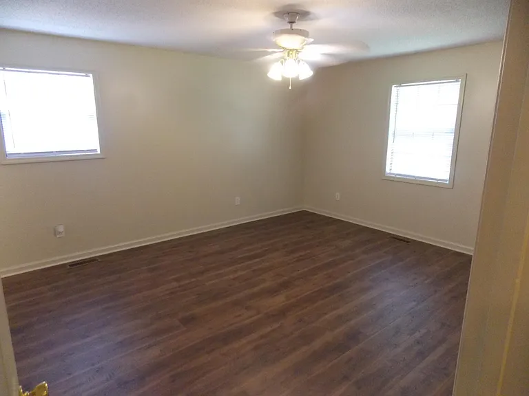 100 Deer Creek Trl — Photo 26