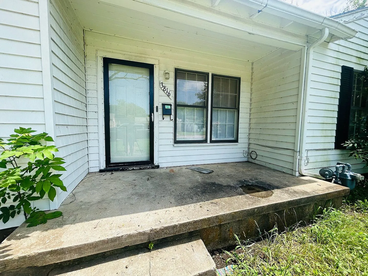 2 Bedroom Home in Heart of Texas — Photo 1