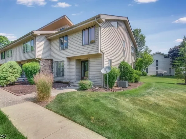 135 Mcpeek Rd, Andover Twp., NJ 07848