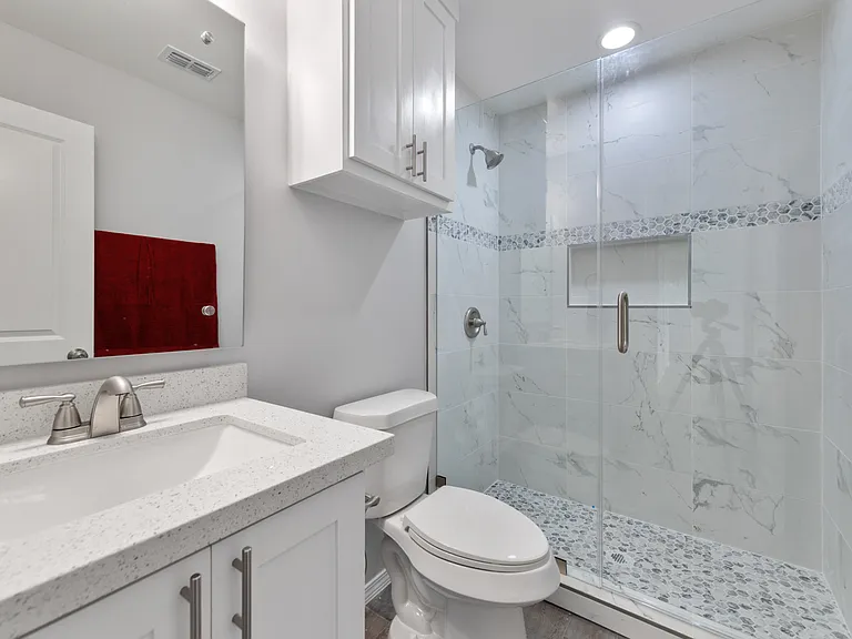 668 Foster Ln — Photo 6