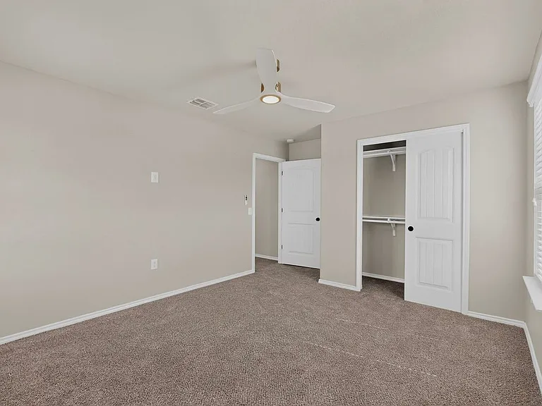 735 Pelican Point — Photo 24
