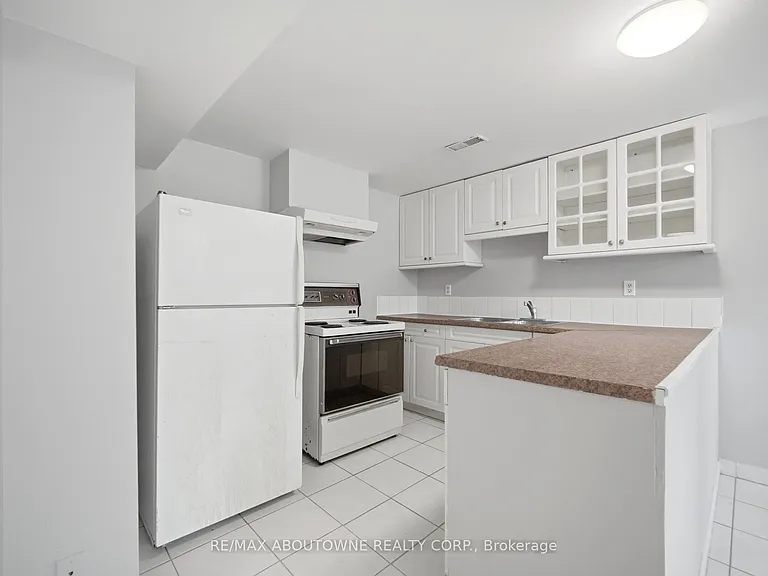 203 Nelson St #3 — Photo 13