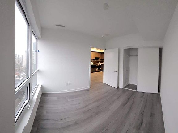4th image of 395 Bloor St E #1410