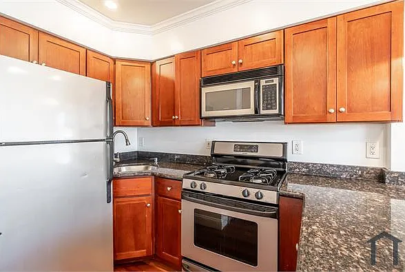 1200 Germantown Ave #2 — Photo 4