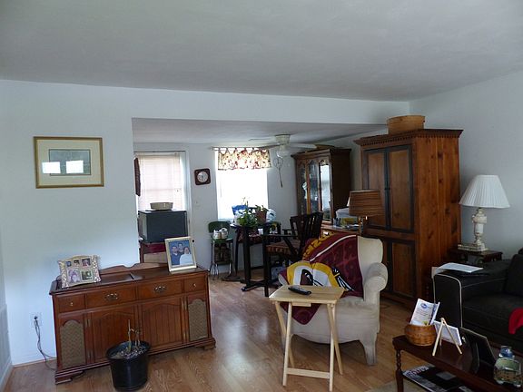 3rd image of 1760 Elbert Dr #1760
