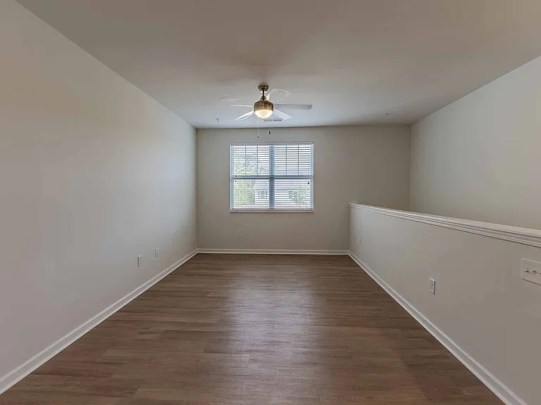 Basswood Landing Apartments — Photo 25