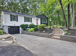 1 Angell Rd, Lincoln, RI 02865