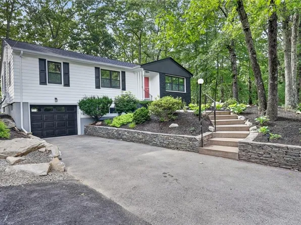 1 Angell Rd, Lincoln, RI 02865