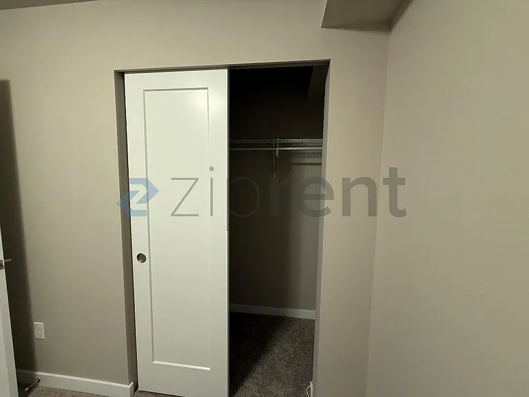 13707 Manor Way #F6 — Photo 24