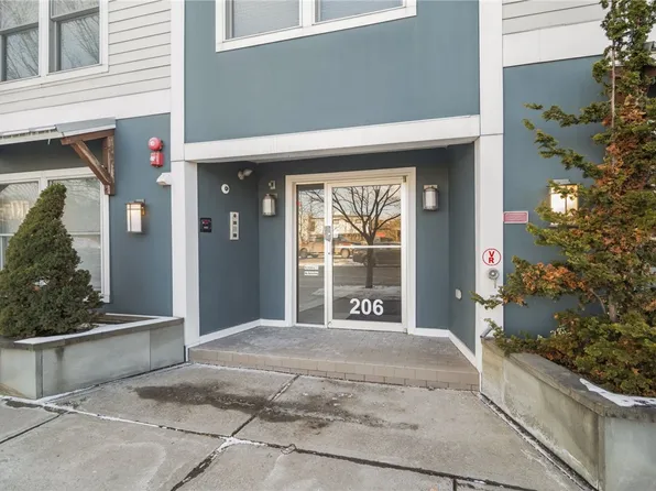 206 Taughannock Blvd #202, Ithaca, NY 14850