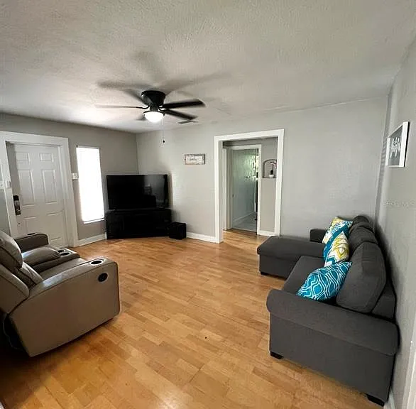 3910 E Ellicott St — Photo 3