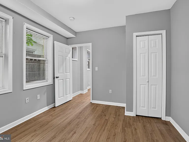 1209 E Susquehanna Ave #1 — Photo 9