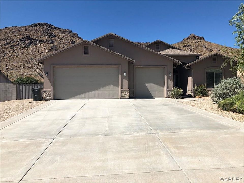 1st image of 4817 Christy Dr