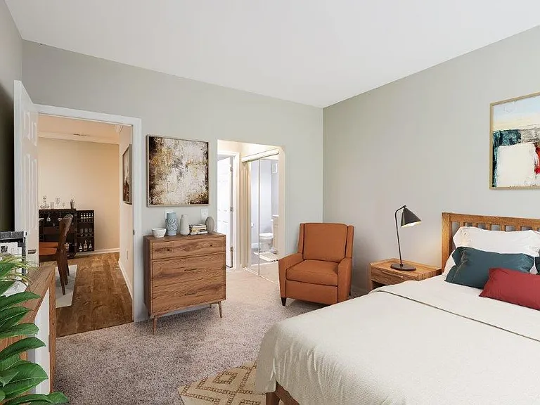 Bishops View Apartments and Townhomes — Photo 6