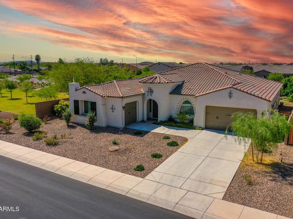 9157 W Country Club Trl, Peoria, AZ 85383