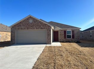 404 Mangold St, Perkins, OK 74059