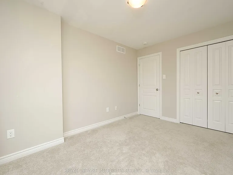 446 Markdale Ter — Photo 35