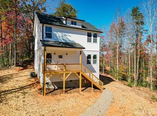 224 S Vineyard Village Dr, Old Fort, NC 28762